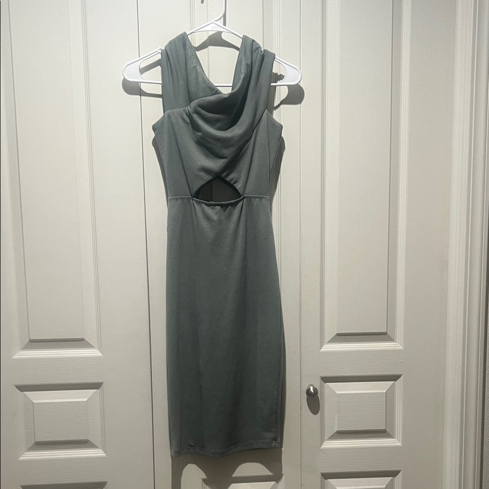 Chic Backless Green Dress